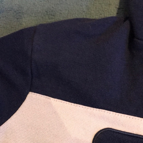 Sweatshirt - Picture 4 of 4